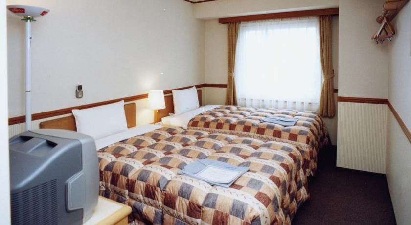 Toyoko Inn Himeji Eki Shinkansen Minami Guchi Buitenkant foto